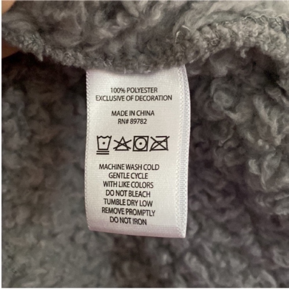 Natori Sherpa robe gray size Small Medium - Picture 7 of 8